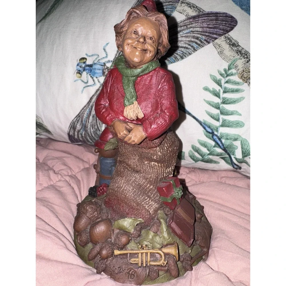 Signed Tom Clark Cairn Studio Noel Christmas Gnome Figurine 1984 #48
